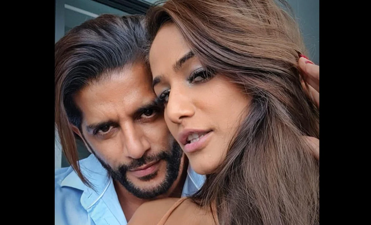 poonam pandey 2022 videos download