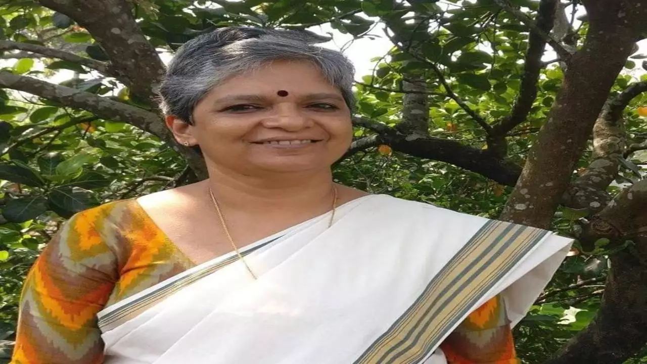 kerala hot aunty images