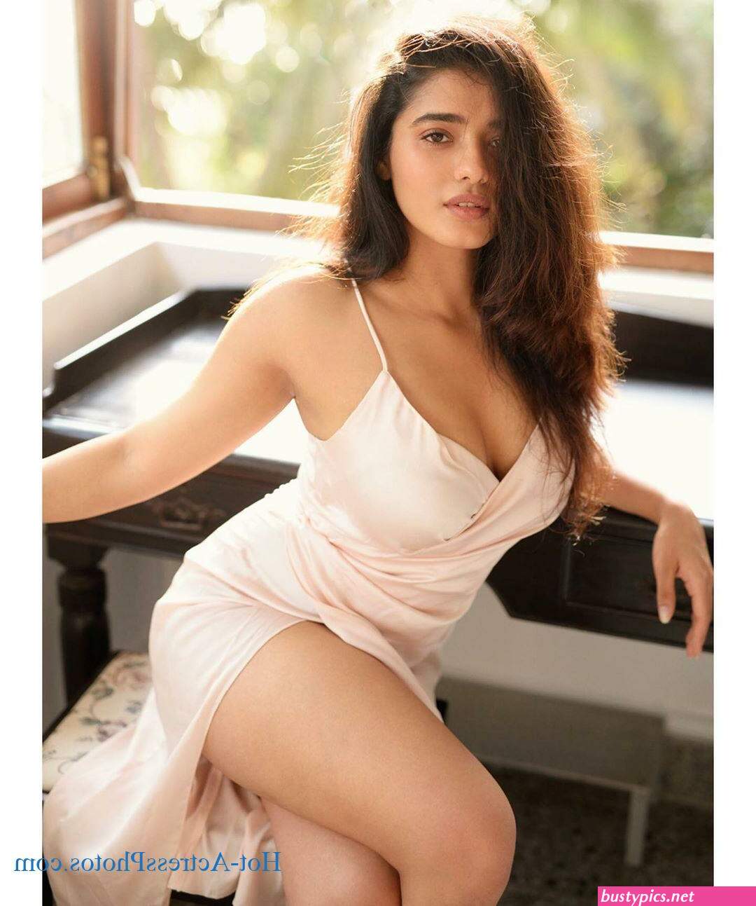 telugu heroines boobs mini photos download