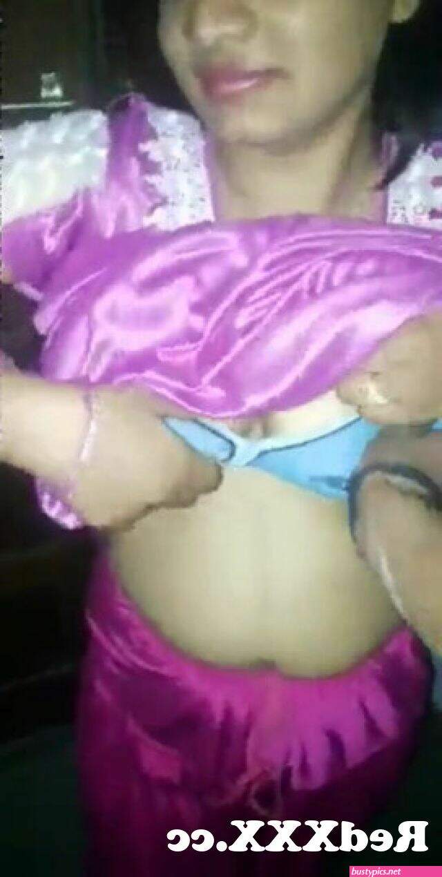 indian aunties boobs from nighties
