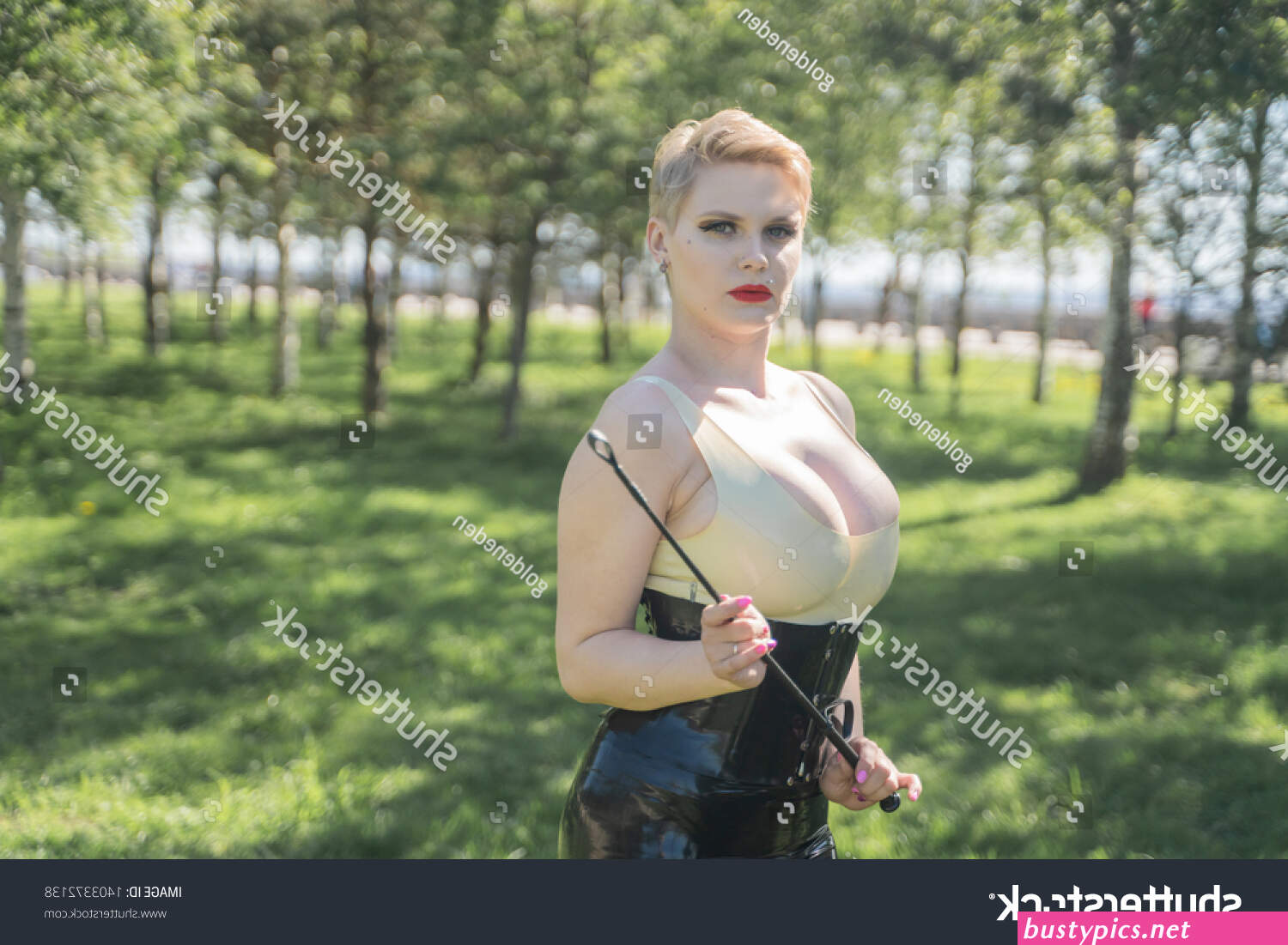 curvy big tits hot women