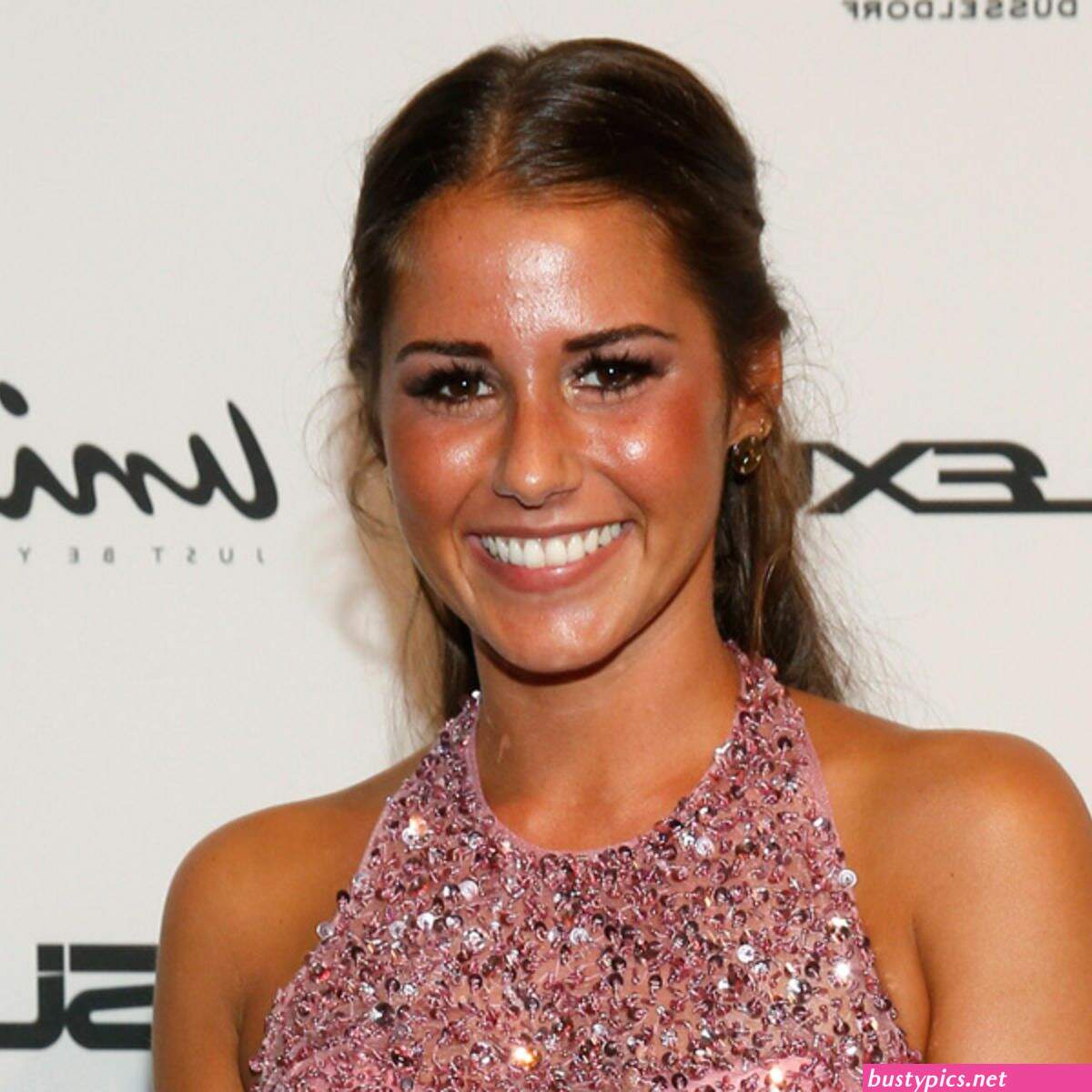 anna-carina woitschak nackt