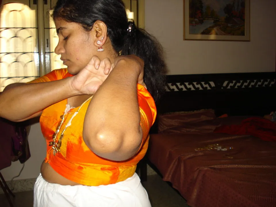 tamil aunty porn blouse photos