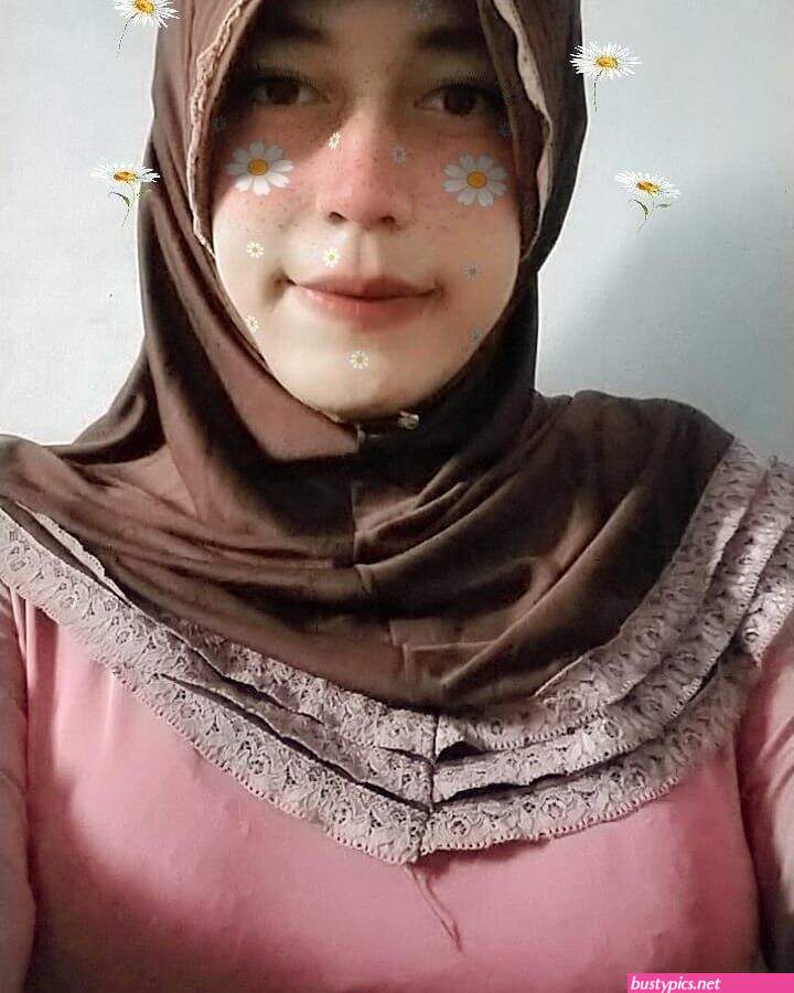 nenen jilbab