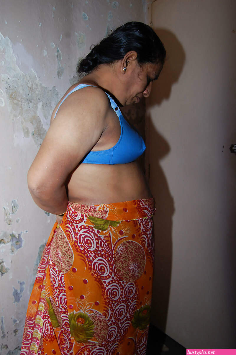 xxx hot nude old indian aunty