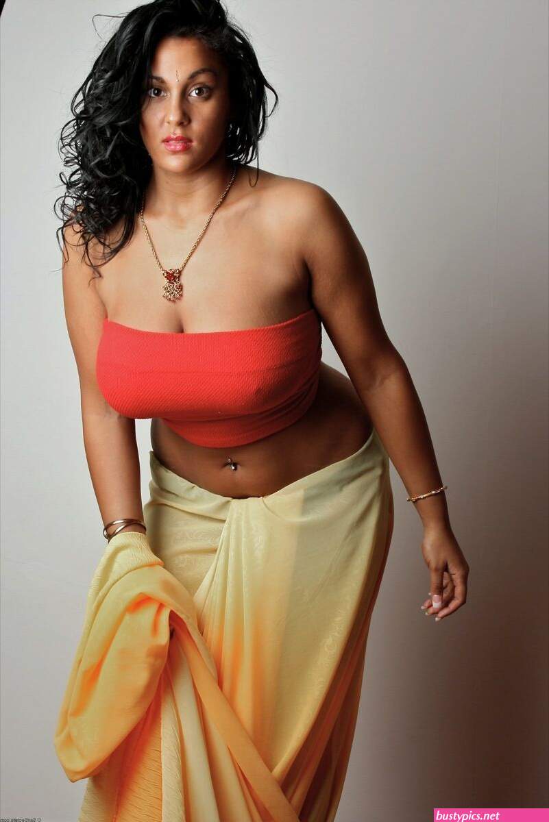 busty chubby aunties boobs galleries