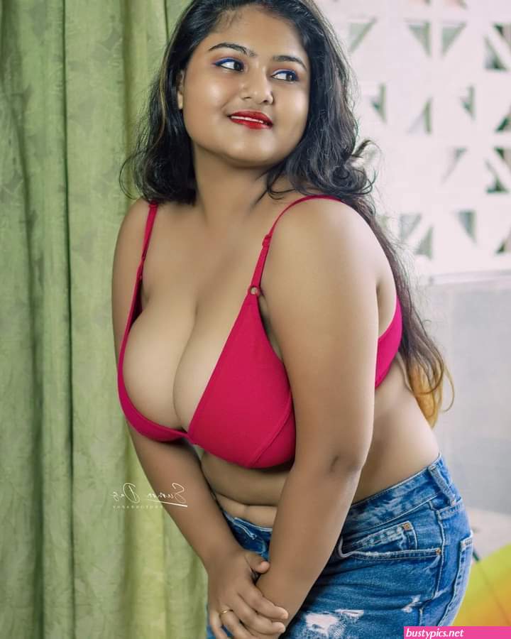 busty chubby aunties boobs galleries