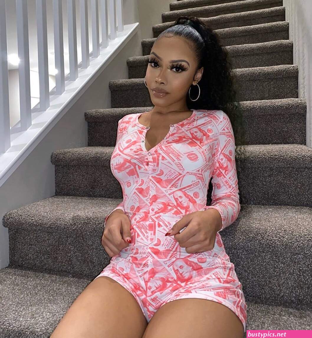 ebony hot girls