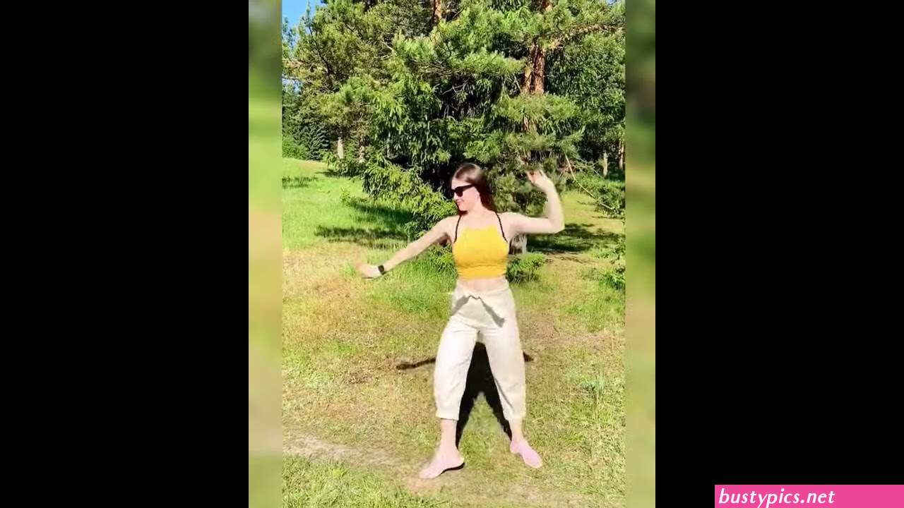 vladislava çıplak