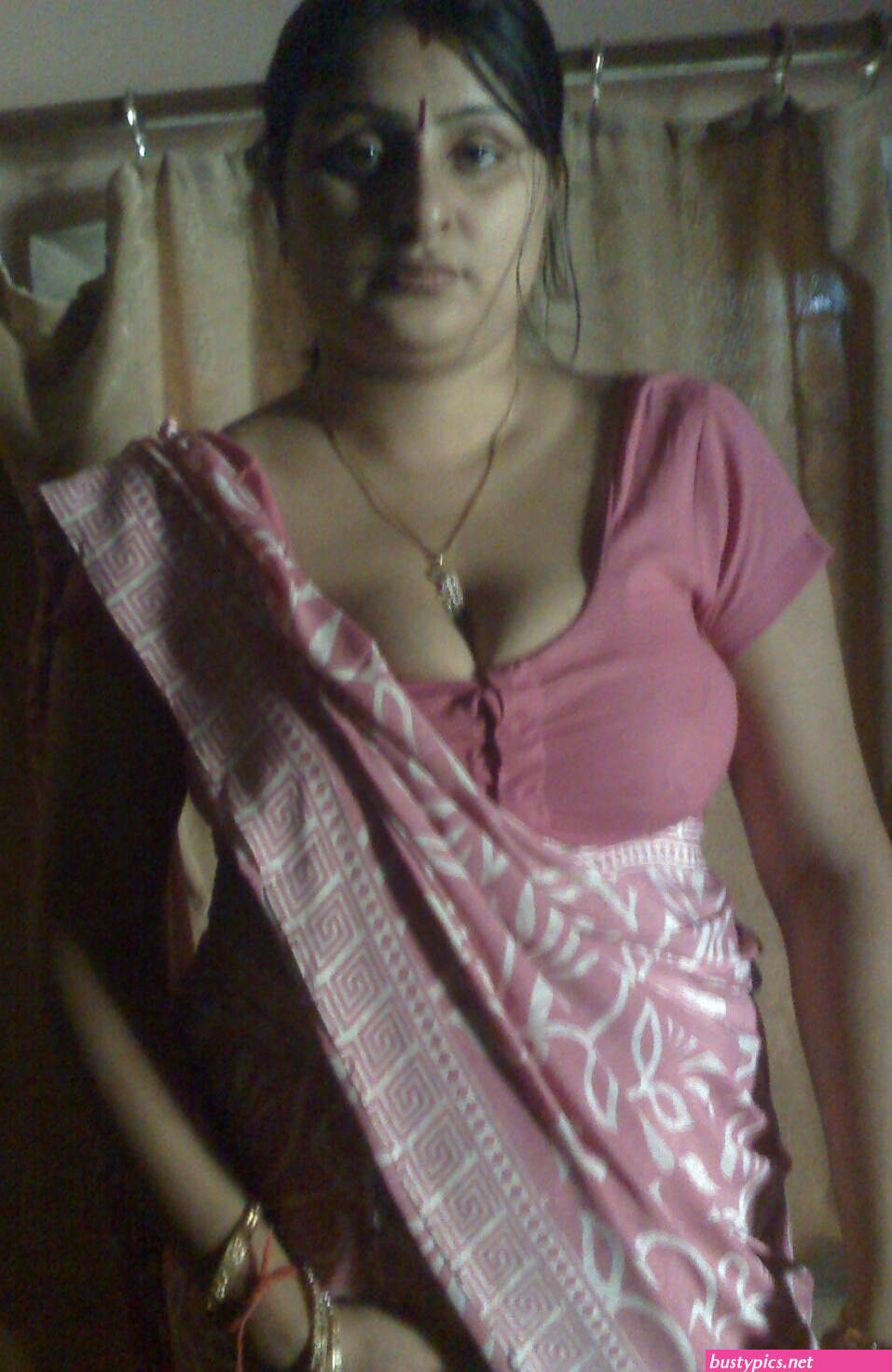 bhabhi big blouse boob