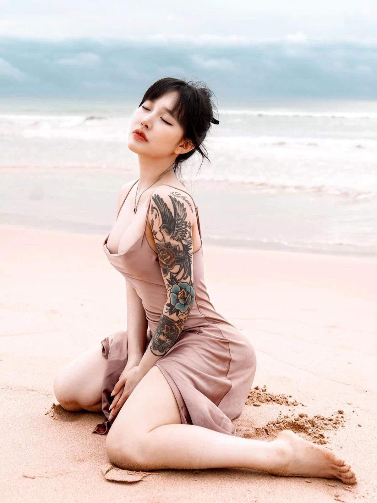 songyuxin hitomi nipple