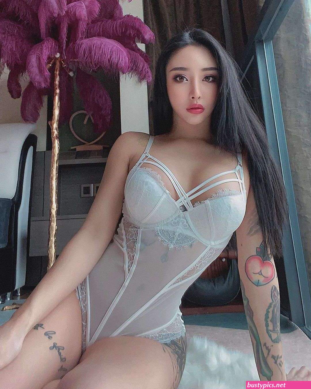 songyuxin hitomi nipple