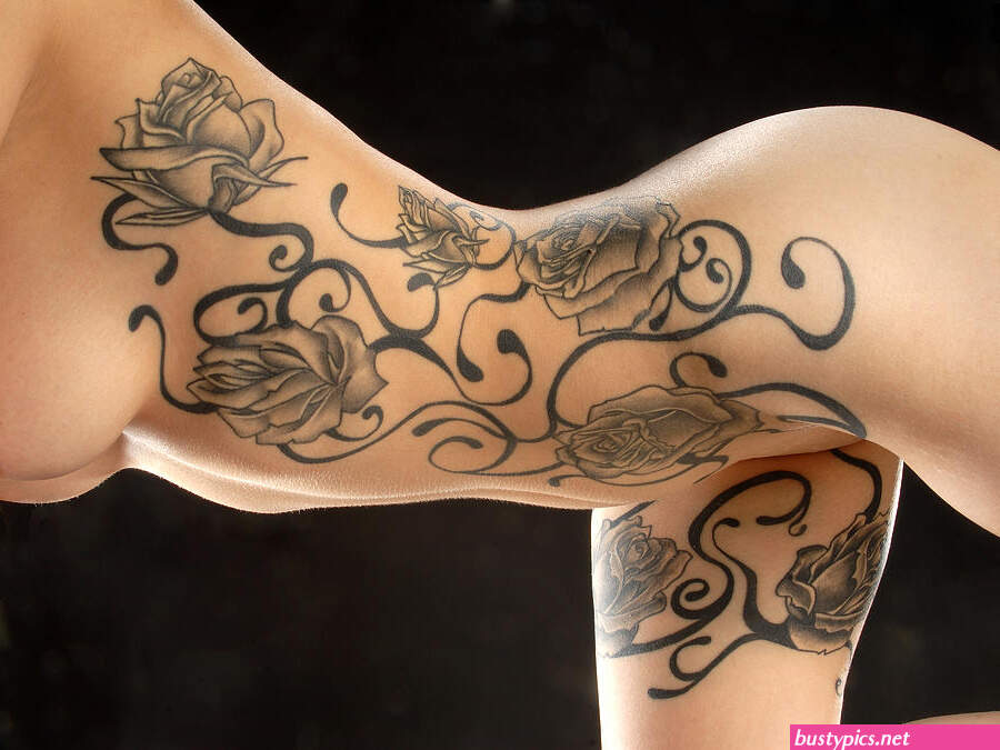 big black tatooed nude gal pic