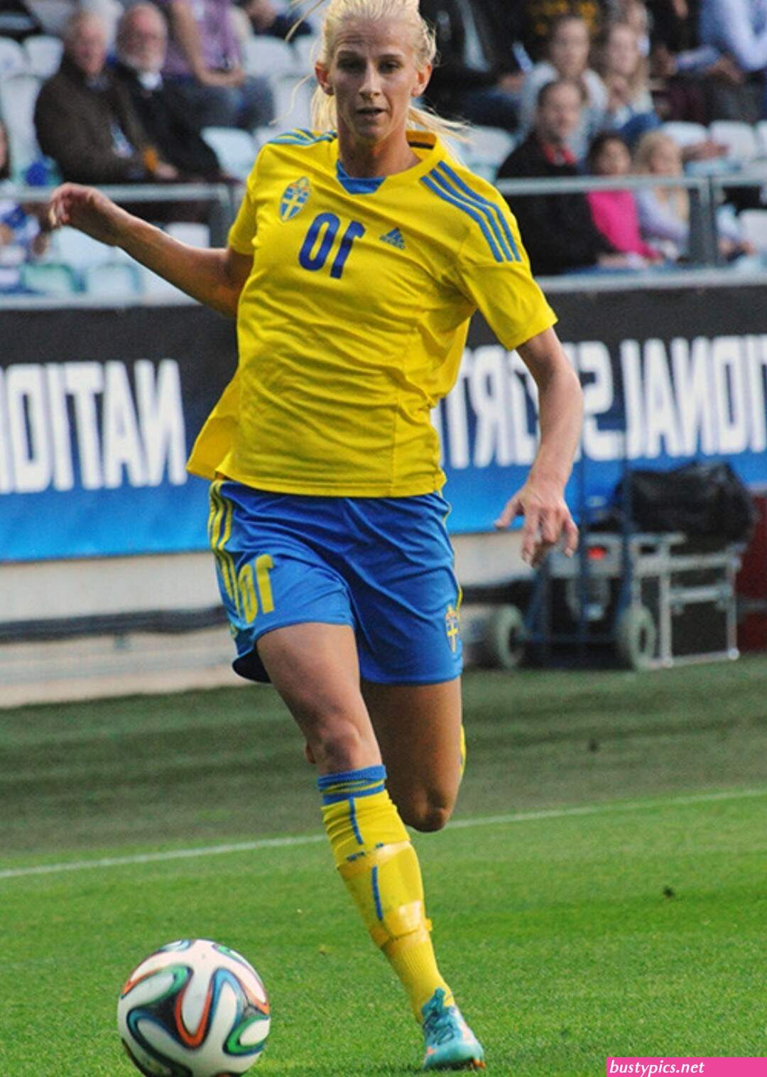 women soccer players nude