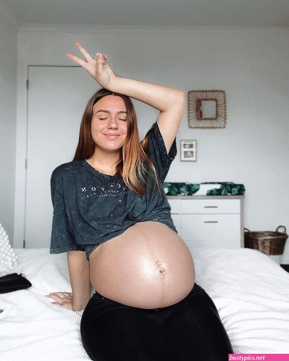 pregnant tits