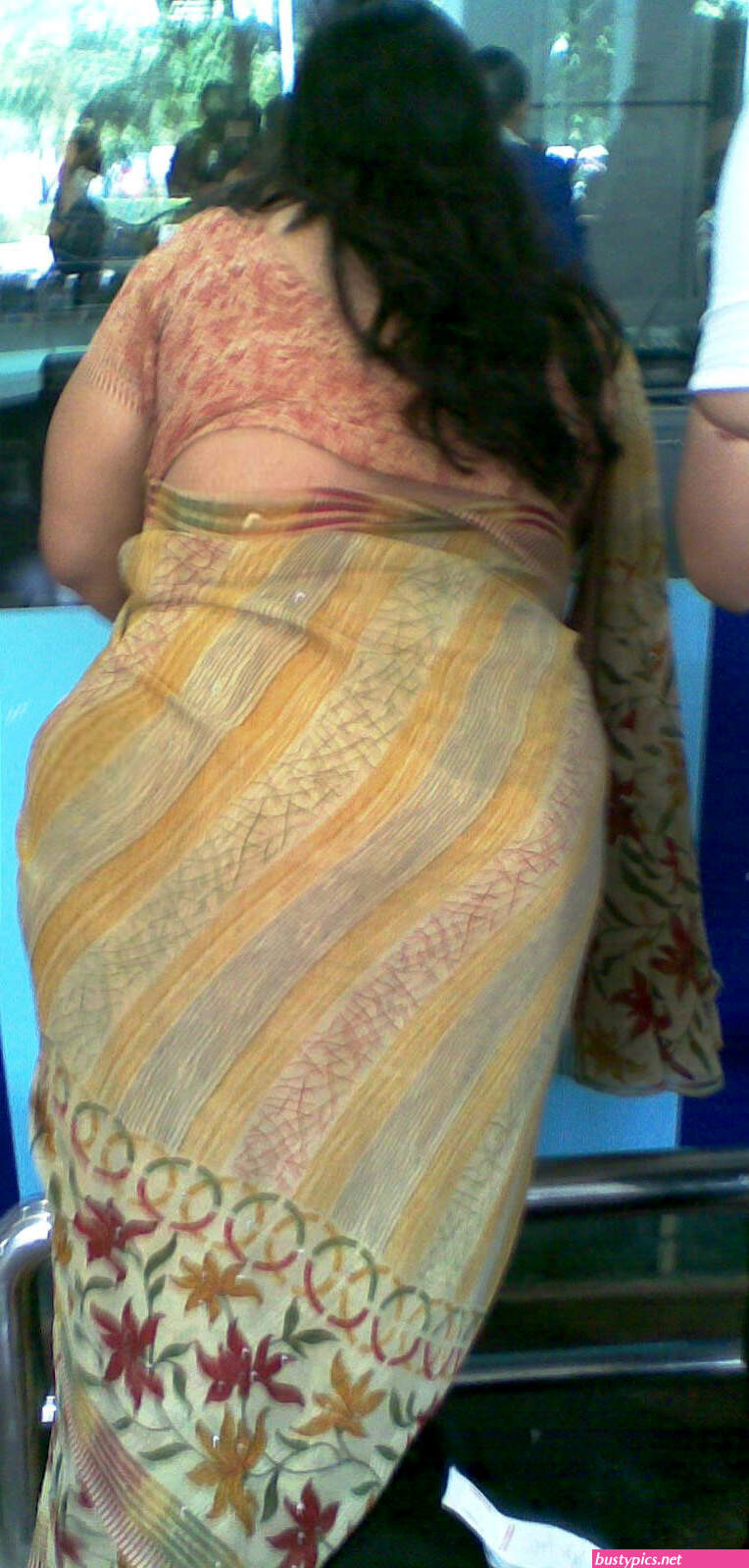 mallu ass nude sari