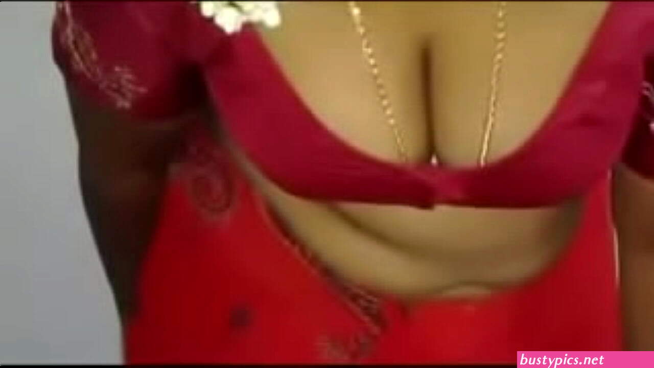 mallu ass nude sari