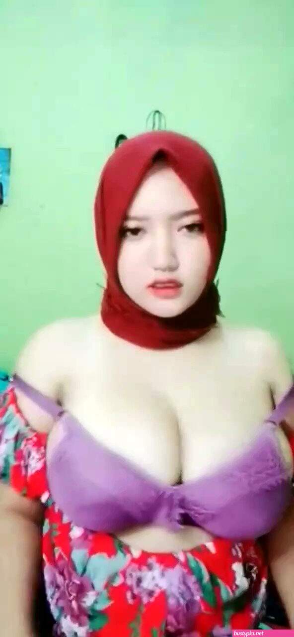 pamer memek jilbab