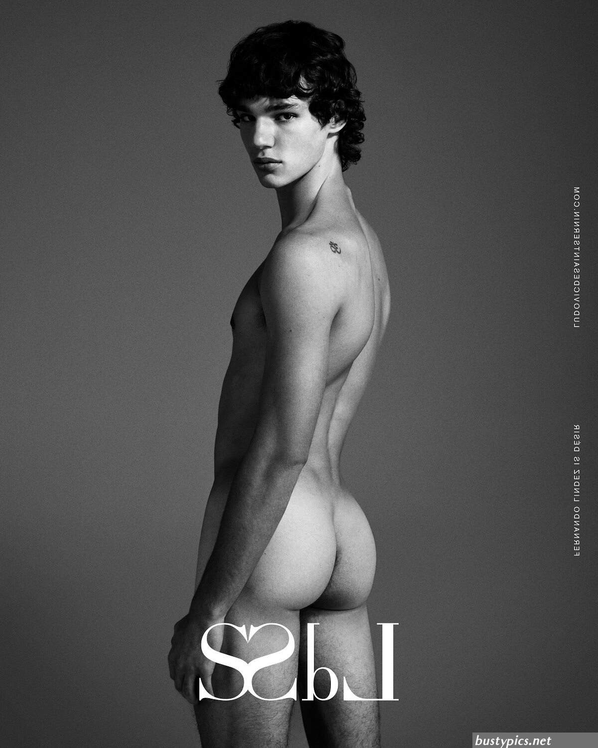 bella sia naked