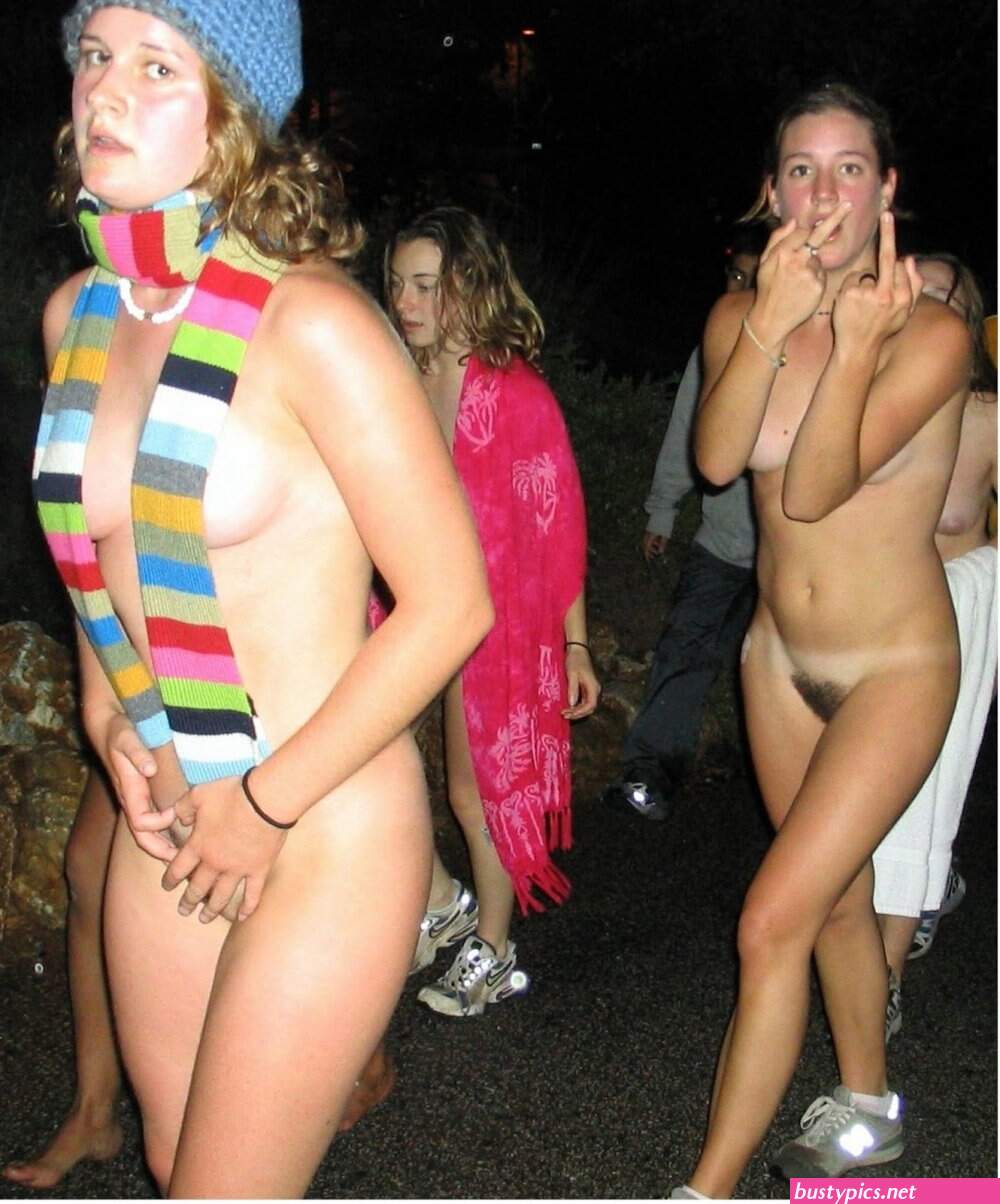 pic nude oops public