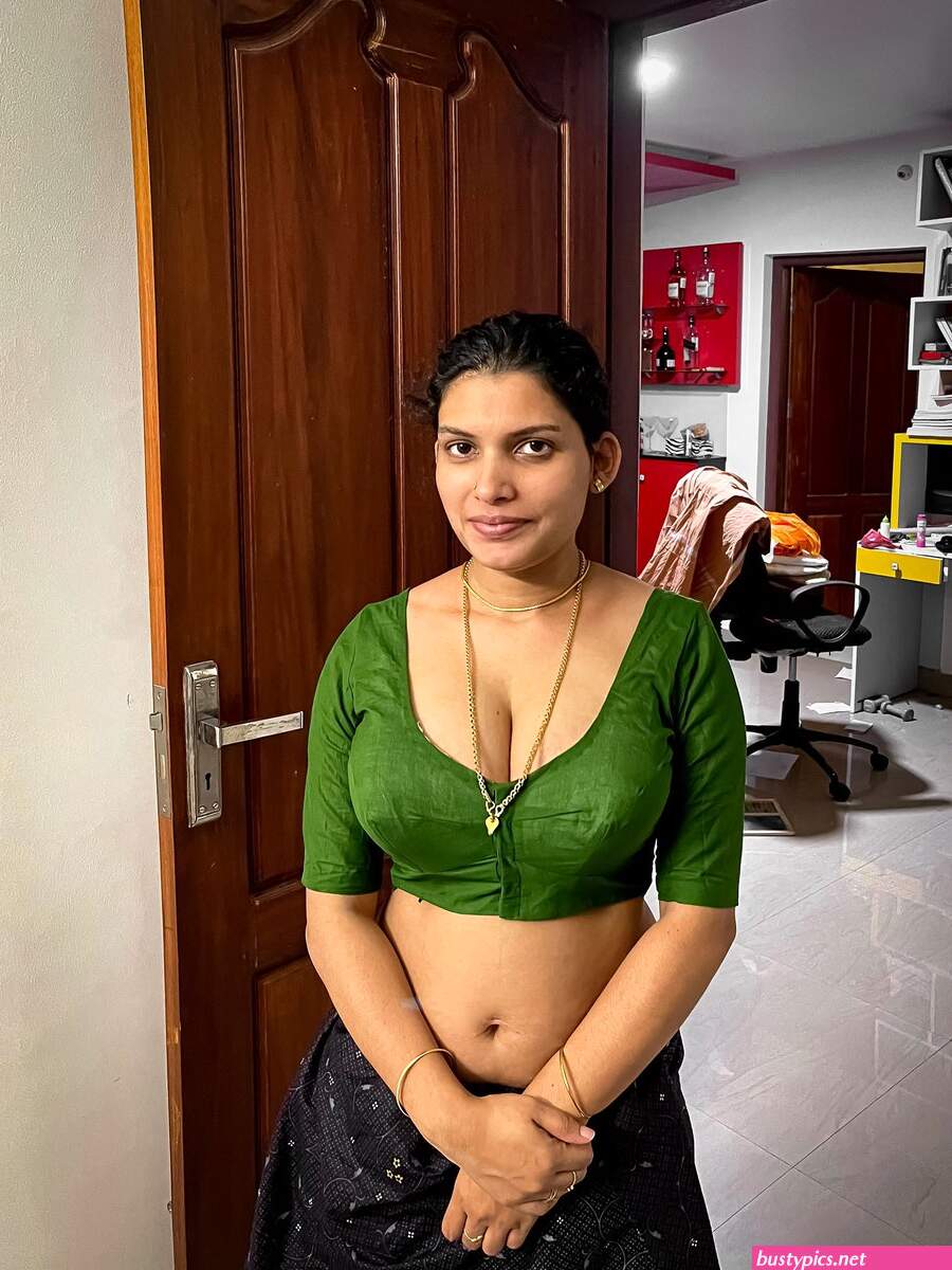 reshmi r nair red marrage