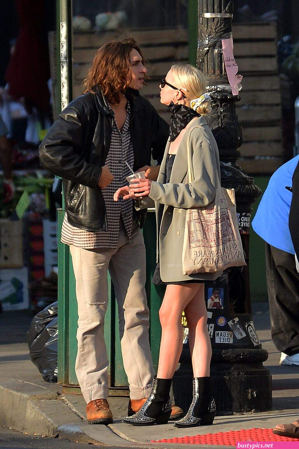 anya taylor joy is spotted packing on the pda with actor malcolm mcrae in nyc