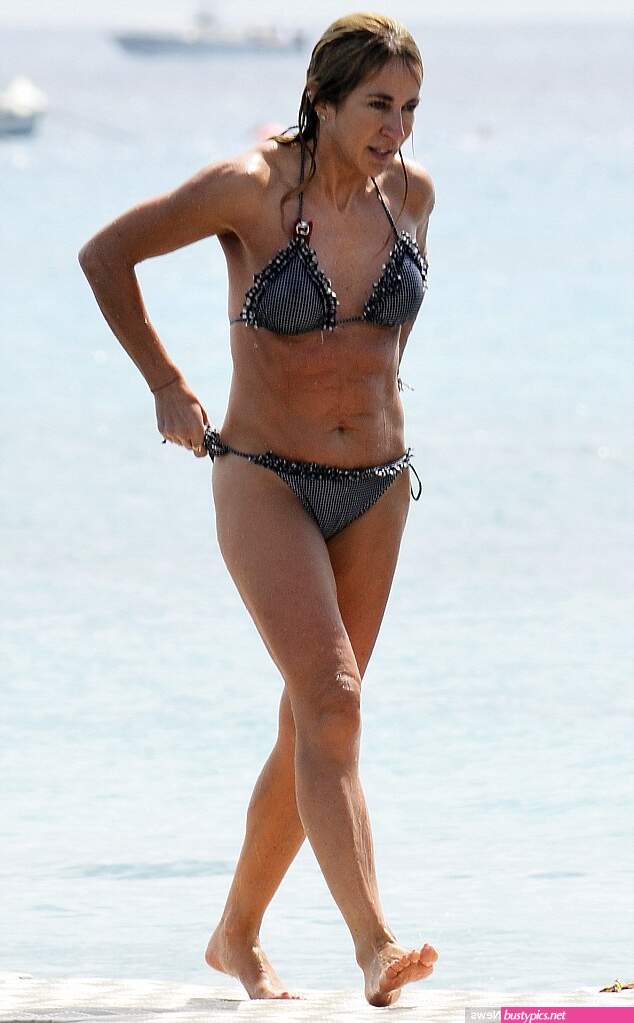 michelle cockayne hits the beach on her holidays in barbados