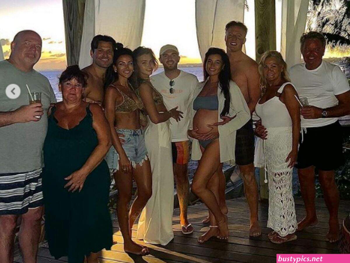 michelle cockayne hits the beach on her holidays in barbados