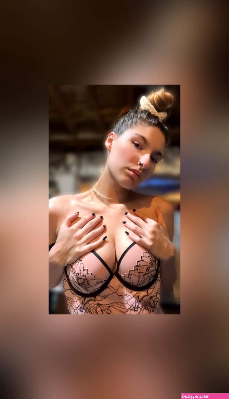 ashleyyyreyyy leaked