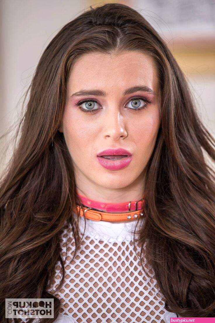 lana rhodes hot face
