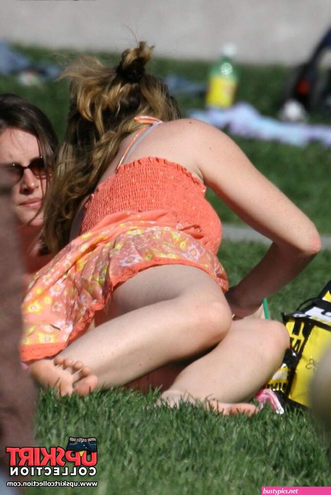 sex moms upskirts public pics