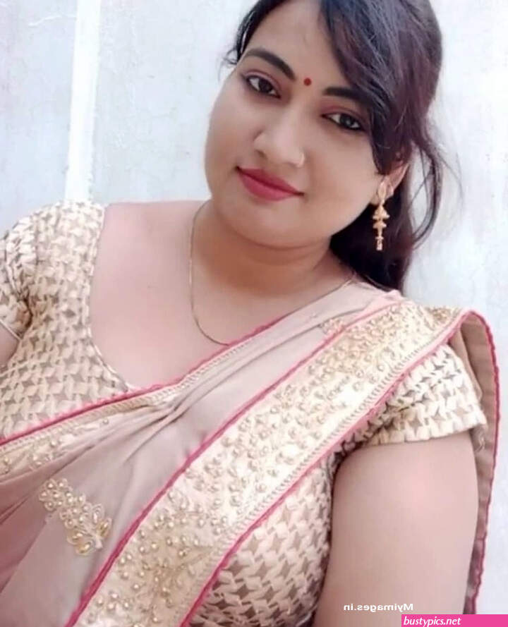 full sexy aunties pics