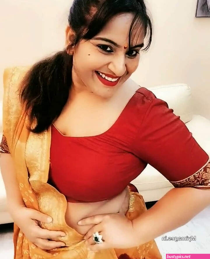 full sexy aunties pics