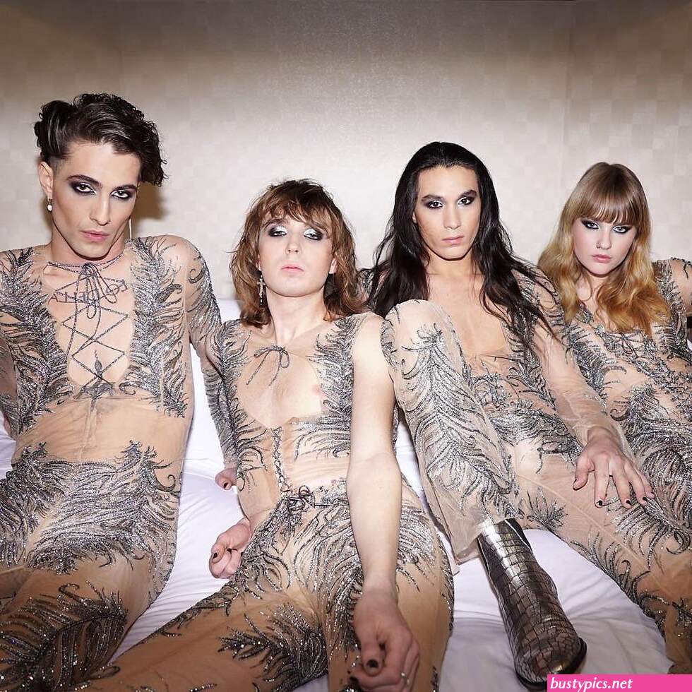 victoria de angelis naked