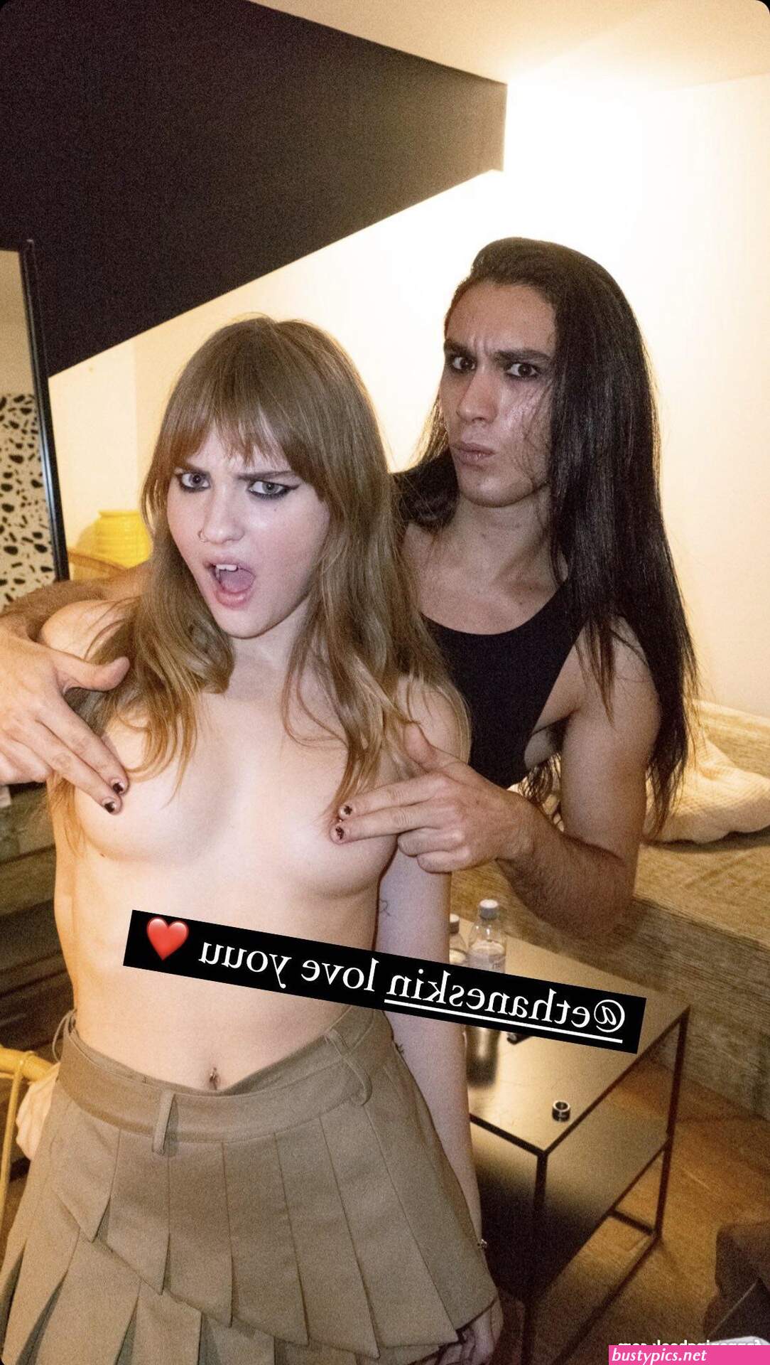 victoria de angelis naked