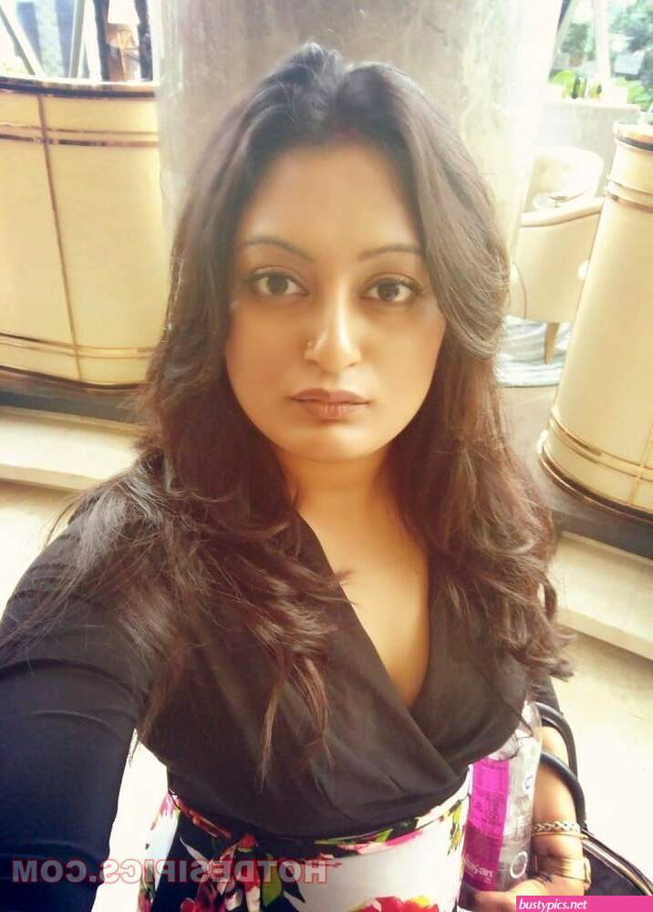 bengali bhabhi.full nude.album