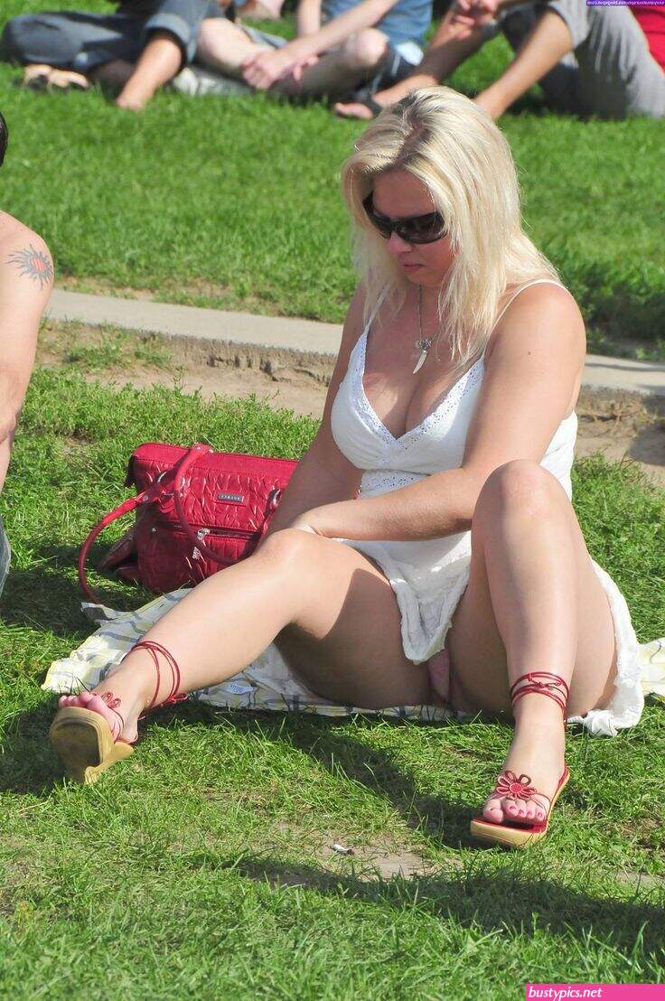 accidental panties pics