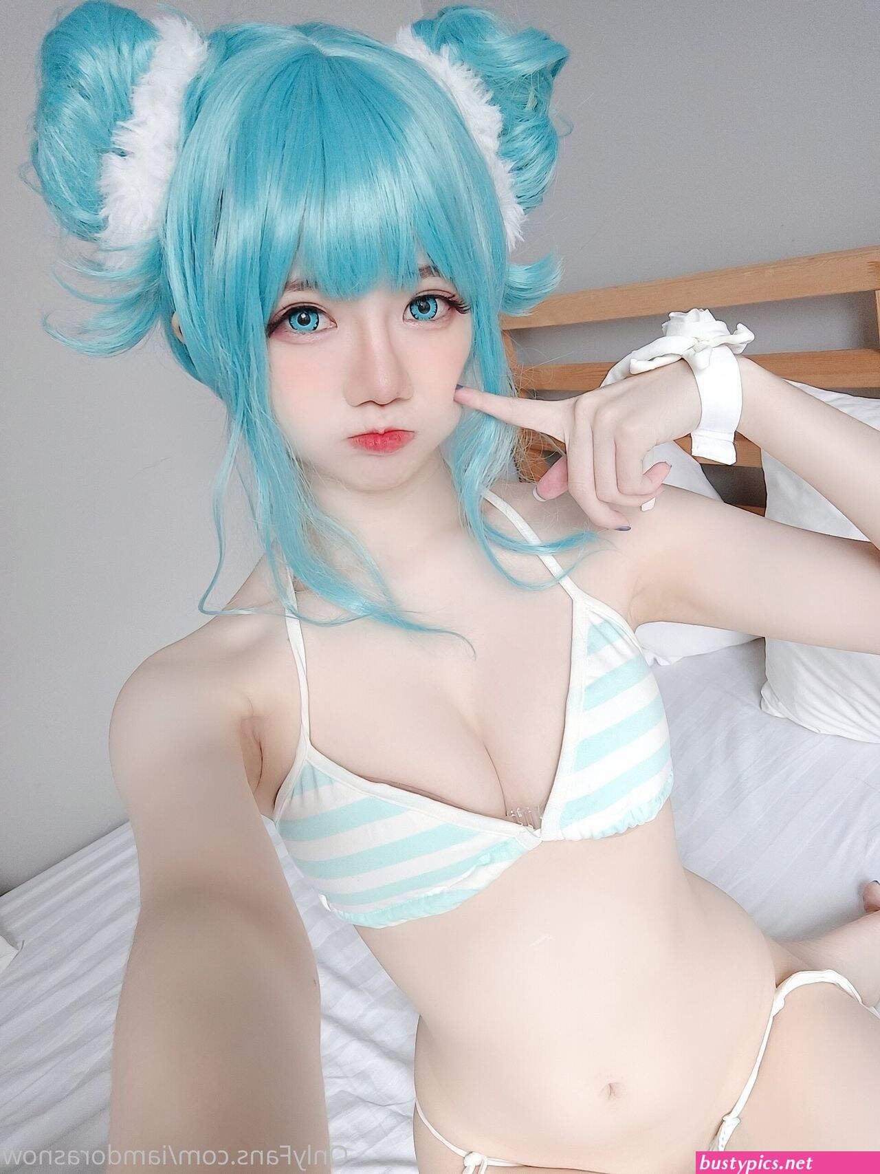 iamdorasnow nude