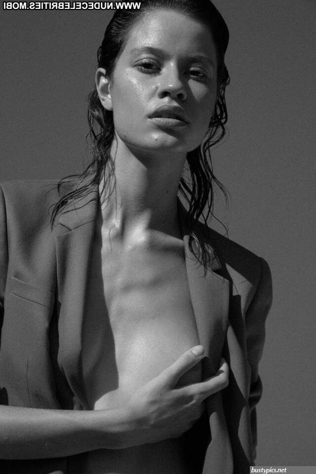 olivia valin nude