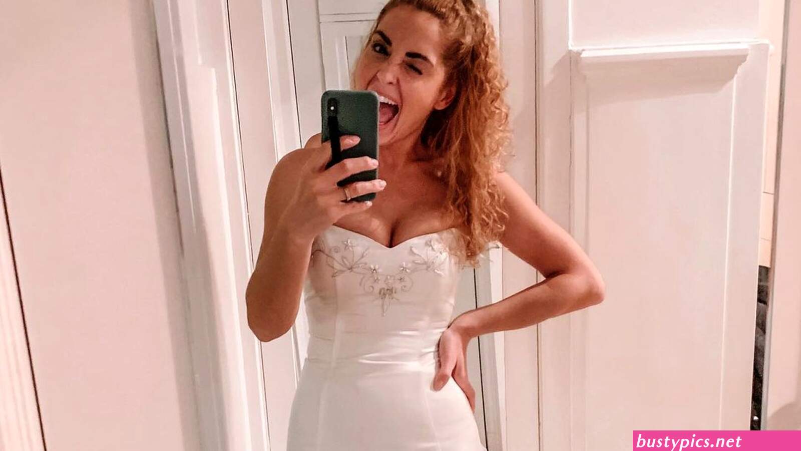 maria weding nackt