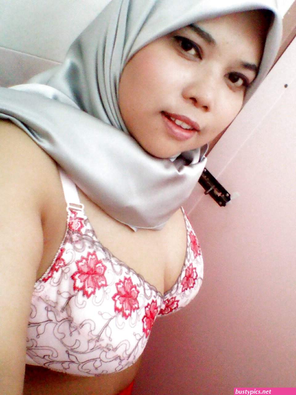 tudung bugil com