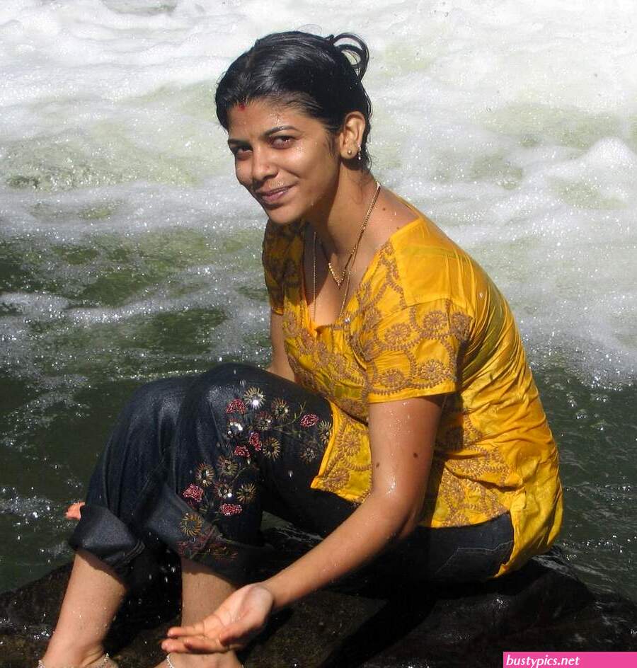 auntys bathing images