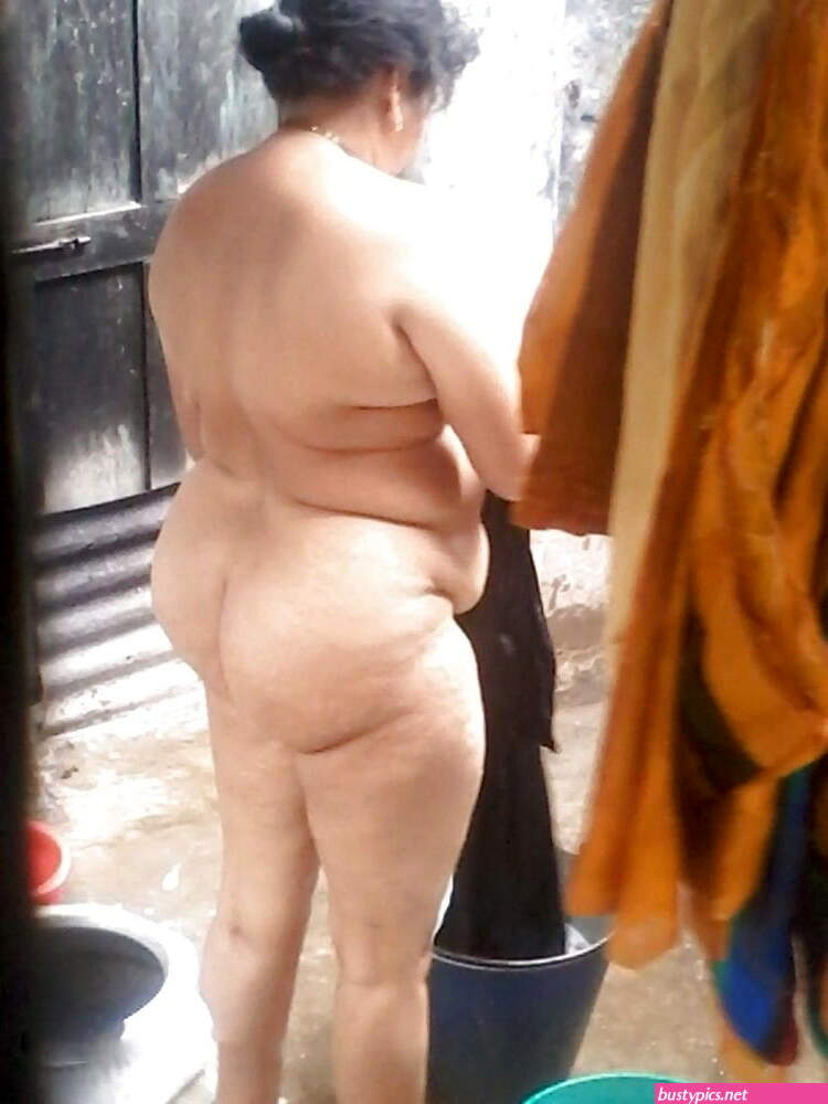 auntys bathing images