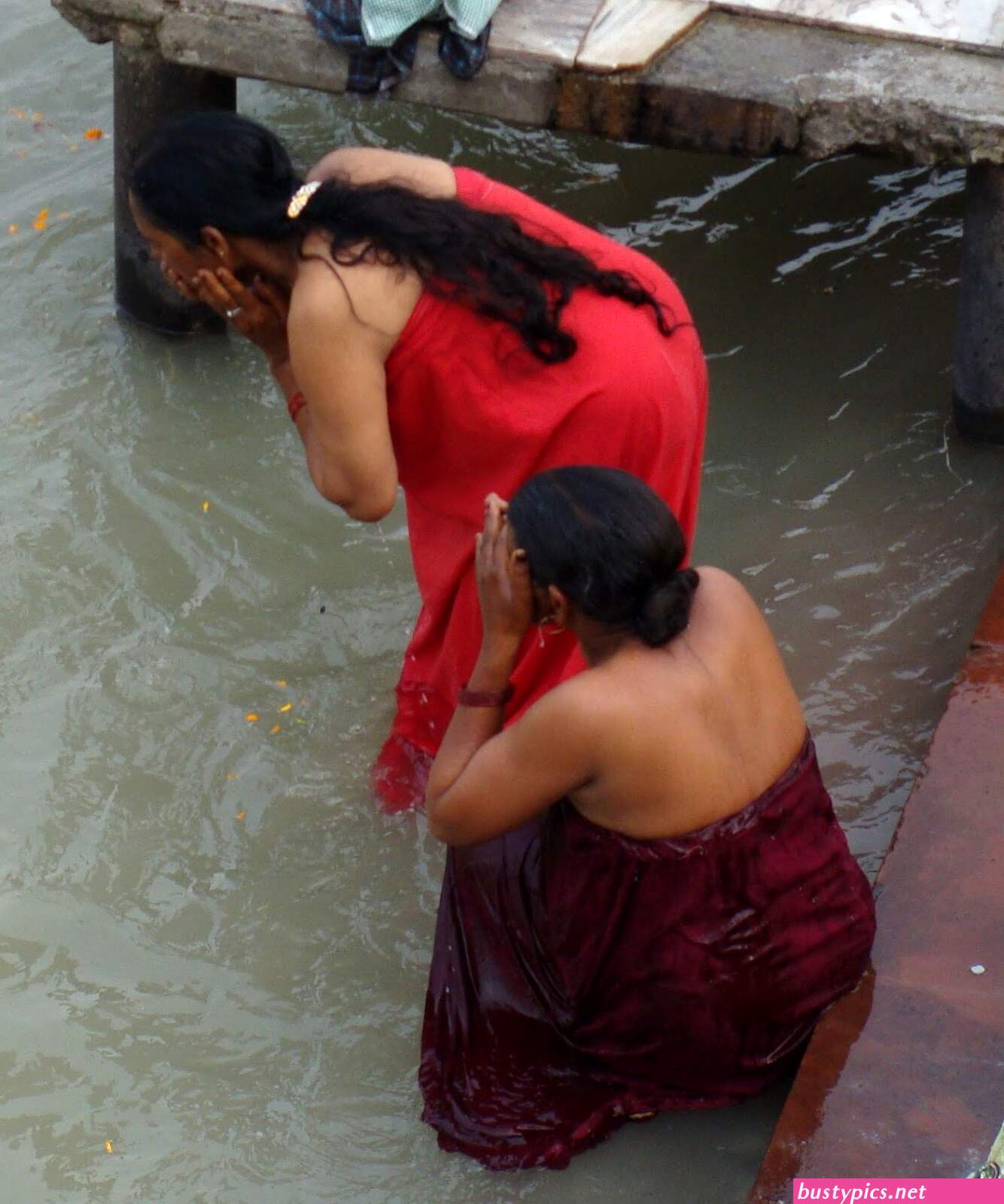 auntys bathing images