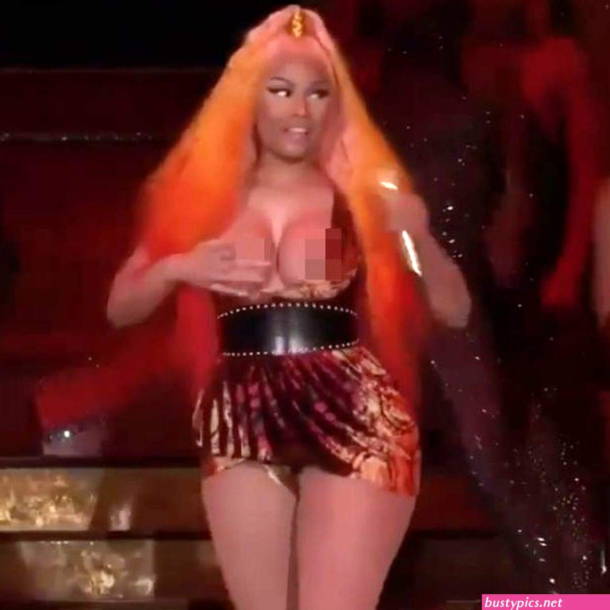nicki minaj areola peak