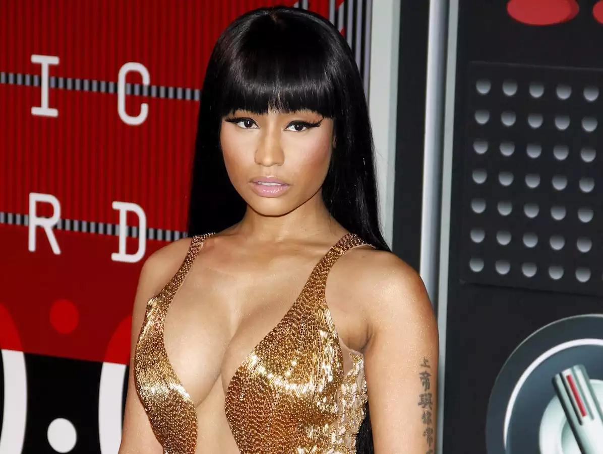 nicki minaj areola peak