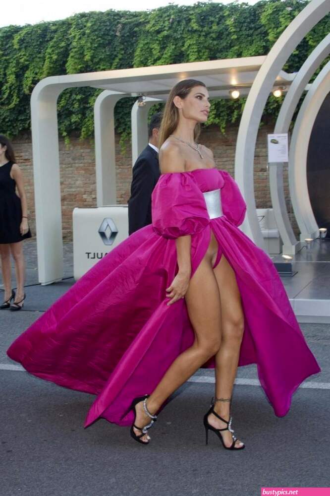 dayane mello upskirt
