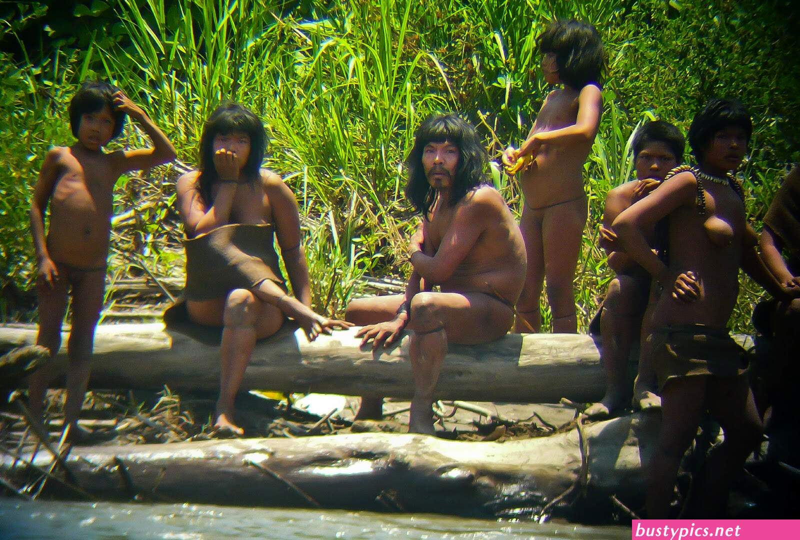 yawalapiti primitive tribe women