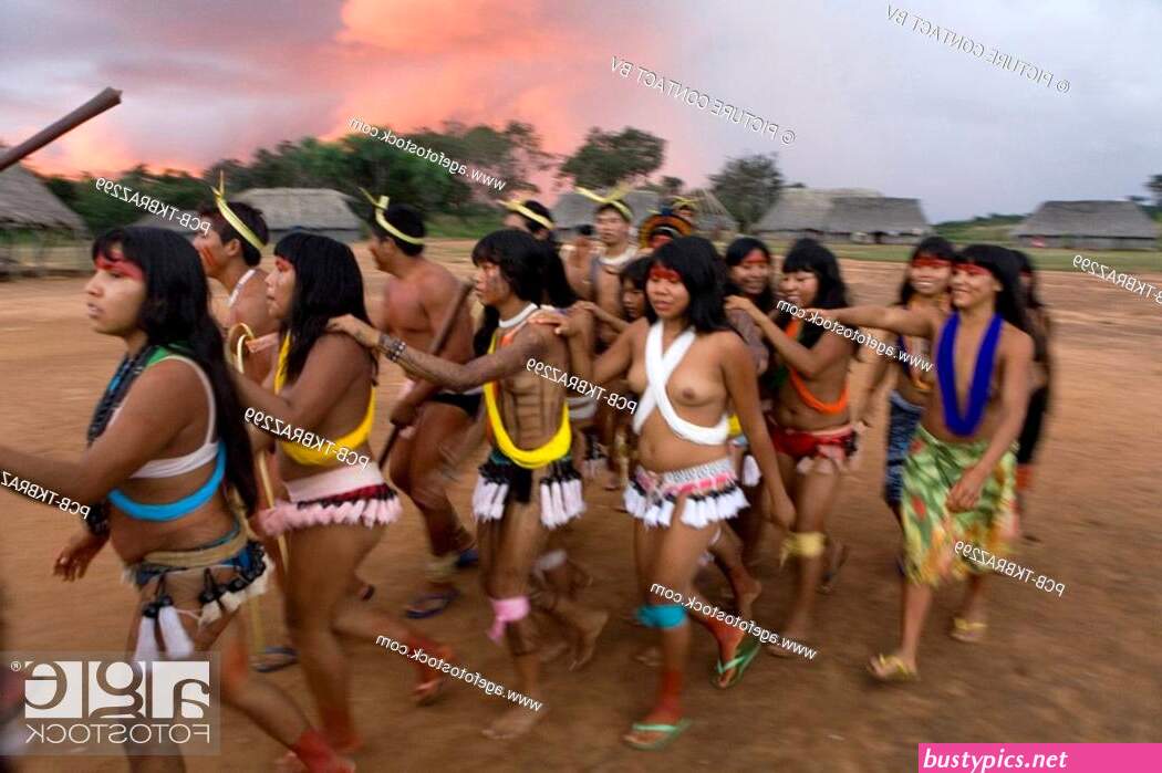 yawalapiti primitive tribe women