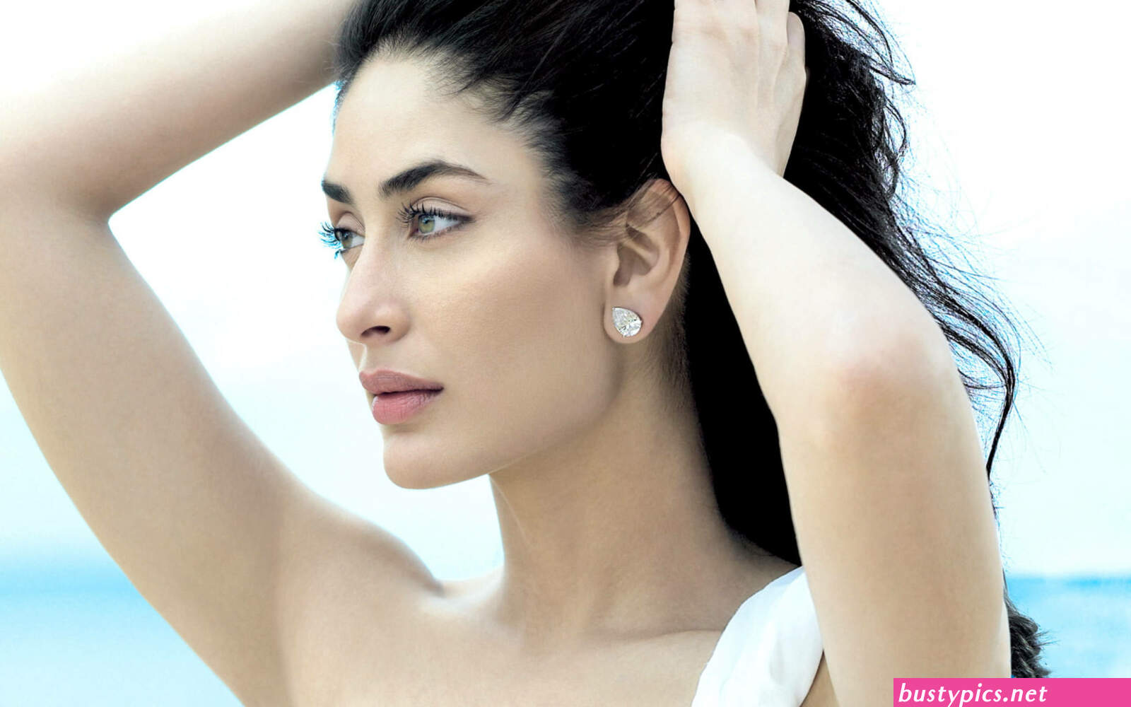 lesbian kareena pic